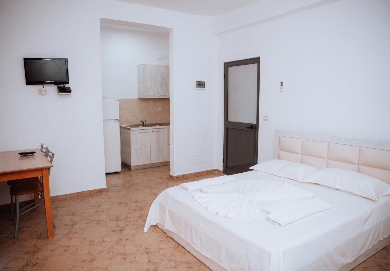 Hotel Perdja Velipoje Luaran gambar